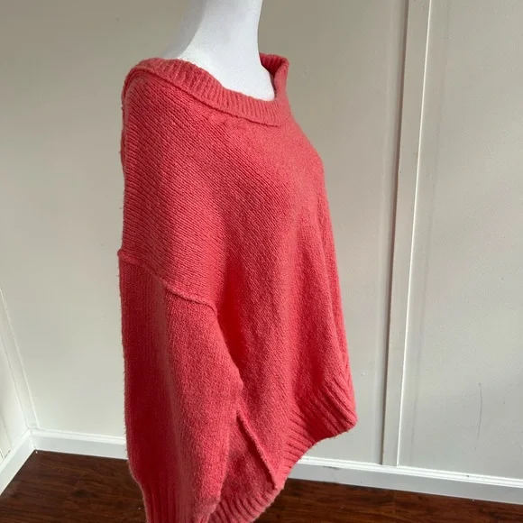 Free People Oversized Off-the-Shoulder Coral Sweater - Picture 5 of 11